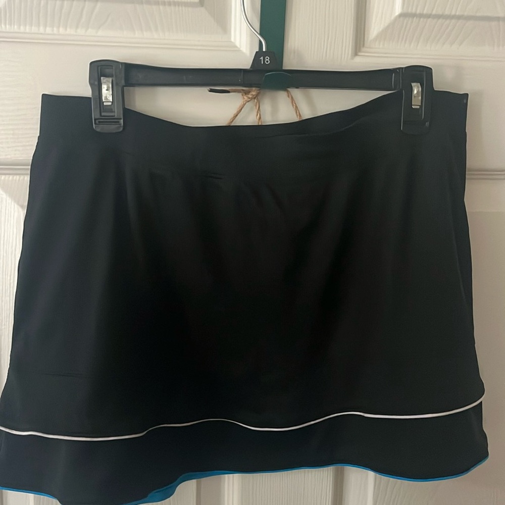 Tail athletic skirt. Tennis,pickleball. Golf etc
